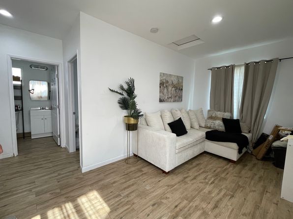 (undisclosed Address)