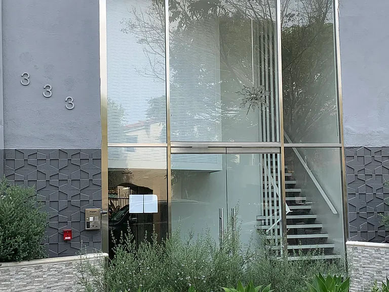 Live The Beverly Hills Lifestyle Today — Photo 3