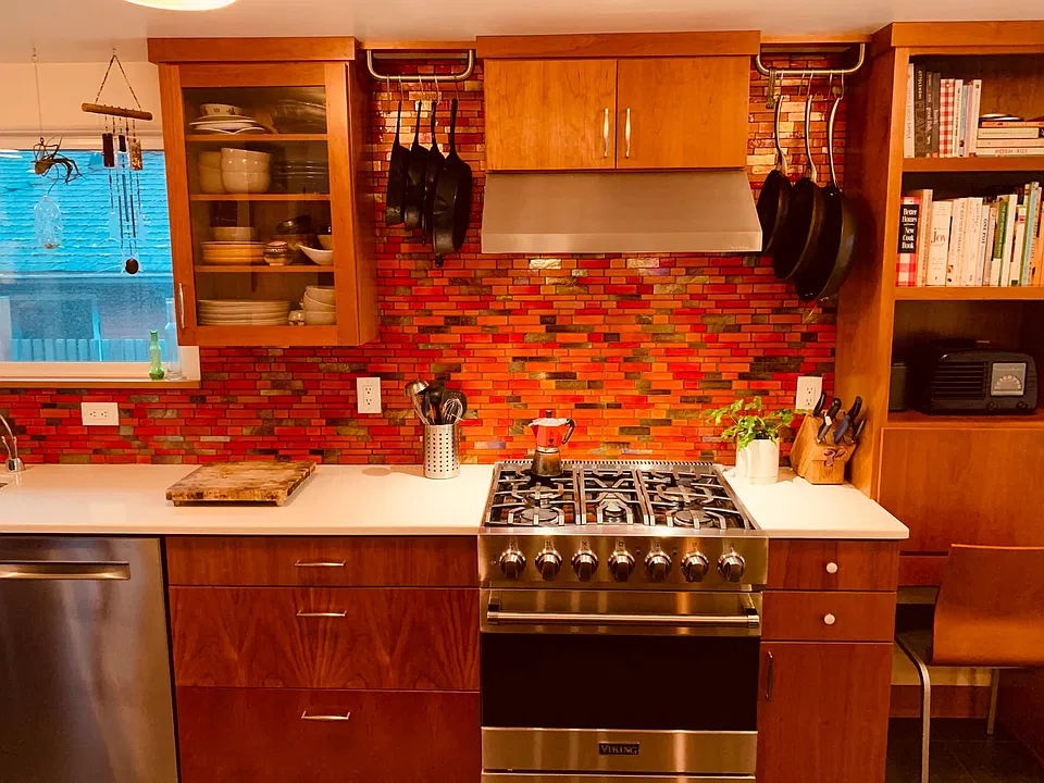 Chef_s paradise. All cabinets are optimized for cooking storage including an 'appliance garage' with pull out shelves.