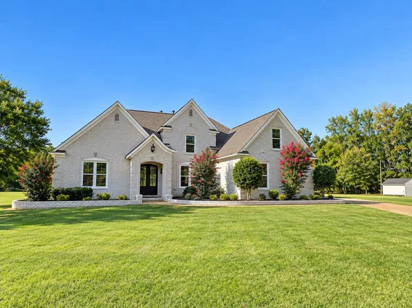 993 Cold Creek Cv, Collierville, TN 38017