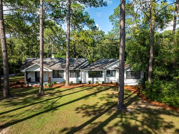 815 14th St W, Tifton, GA 31794