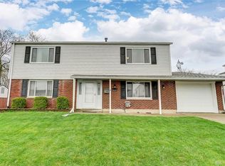 6051 Hemingway Rd, Dayton, OH 45424