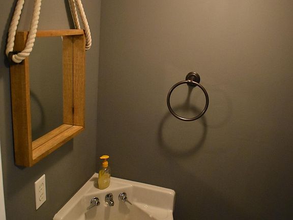 3rd image of 3625 Maple Glenn Ln