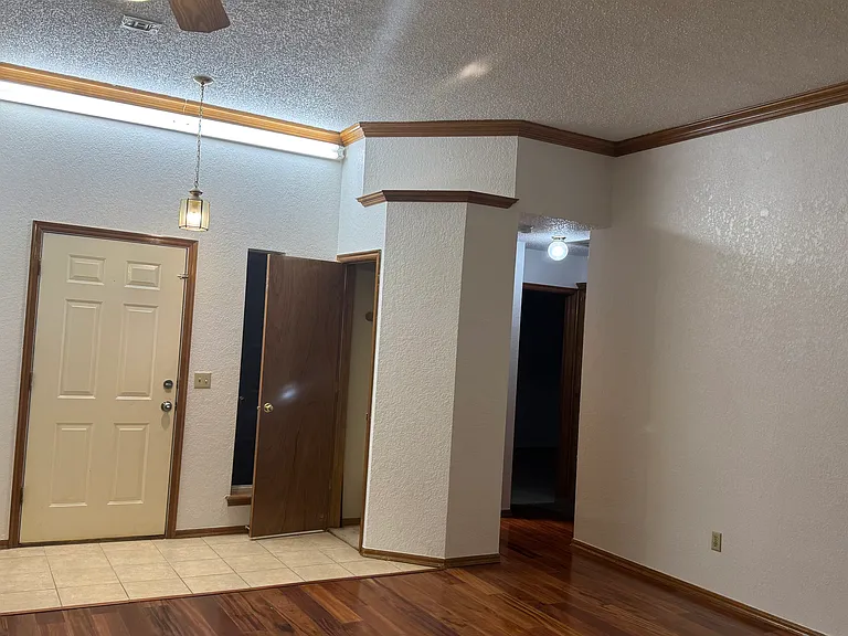 2421 Morning Glory Dr — Photo 16