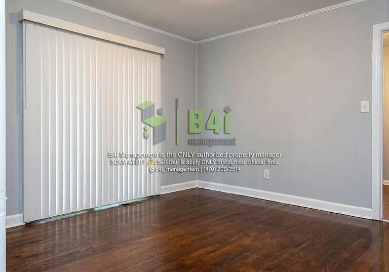 6106 Venetian Way SW — Photo 5