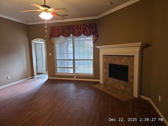 3rd image of 120 Cole St