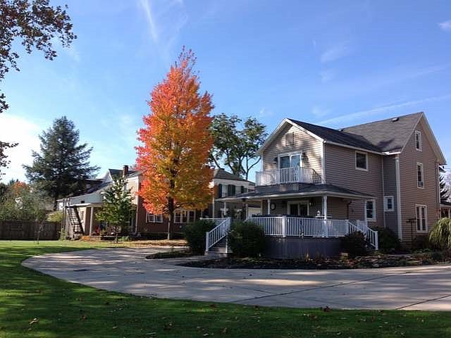 2nd image of 114 Water St