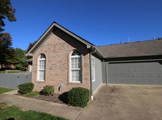 3992 Villas Dr, Stow, OH 44224
