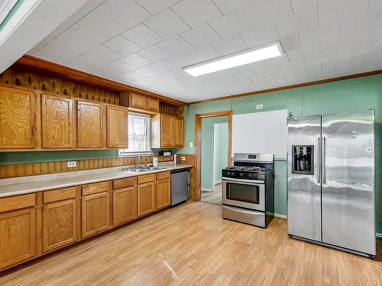 409 Arthur Ave — Photo 7