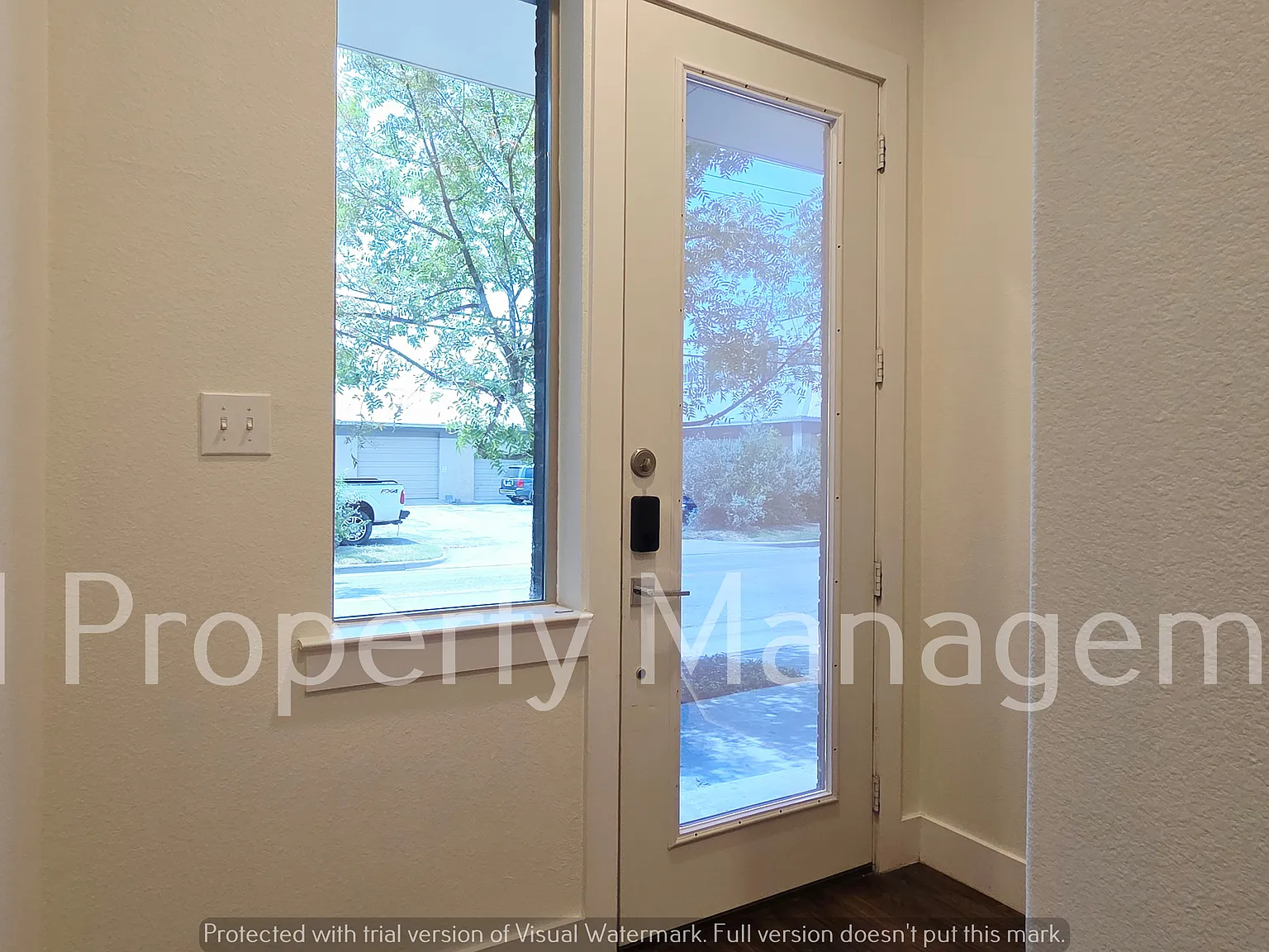3 bed, 3.5 bath, 1937 sqft, $2,950 — Photo 3