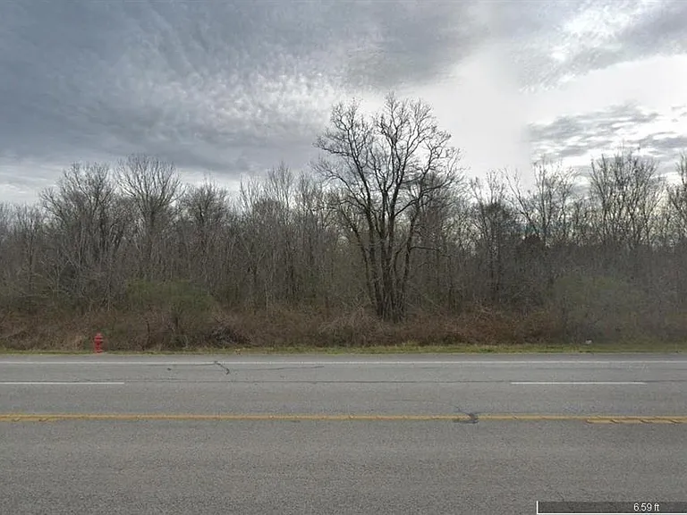 5675 N Highway 35 — Photo 3