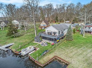 1941 Horst Rd, Quincy, MI 49082