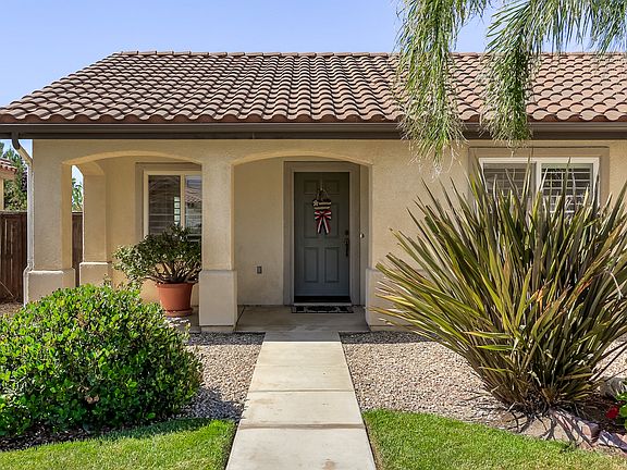 5th image of 1653 Amber Lily Dr