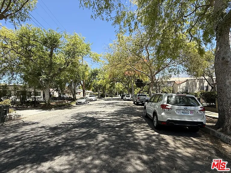 92 S Sunnyslope Ave — Photo 13
