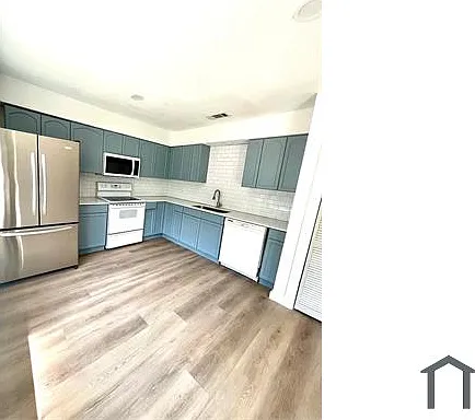 813 Panay Way Dr — Photo 4