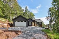 Ben Nevis Rd-S2508-001.jpg