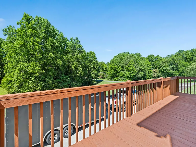 3010 Eaker Dr — Photo 38