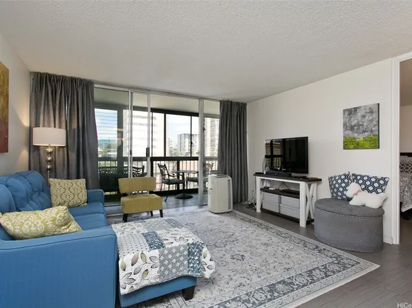 1420 Victoria St APT 602, Honolulu, HI 96822
