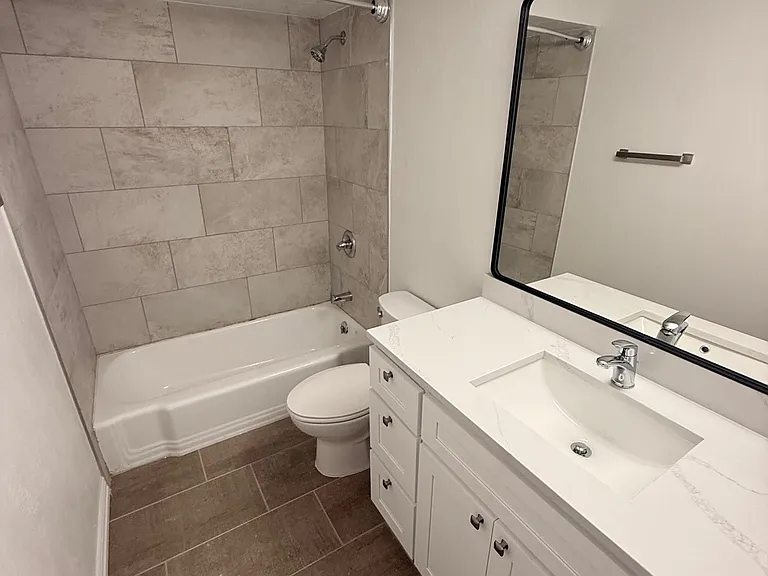3933 Inwood Rd #1023 — Photo 15