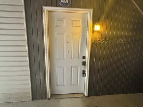 4922 Pine St NW #7, Huntsville, AL 35806