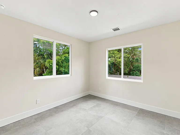 4701 Evergreen Ave — Photo 21
