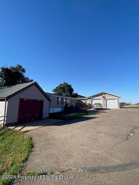 1st image of 10369 Highway 200