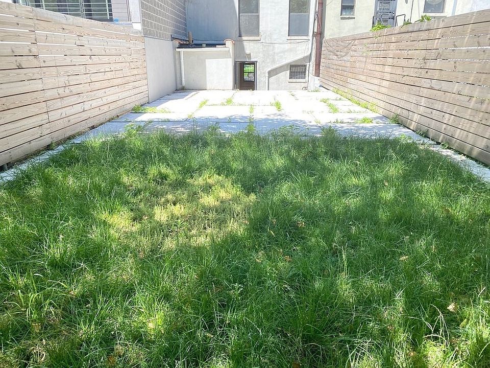 1st image of 928 Pacific St #1A