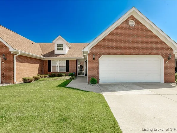 106 Royal Court, New Albany, IN 47150