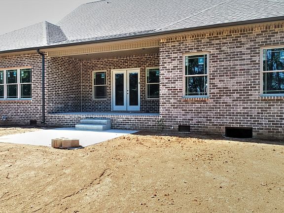 4th image of 1709 Northside Dr