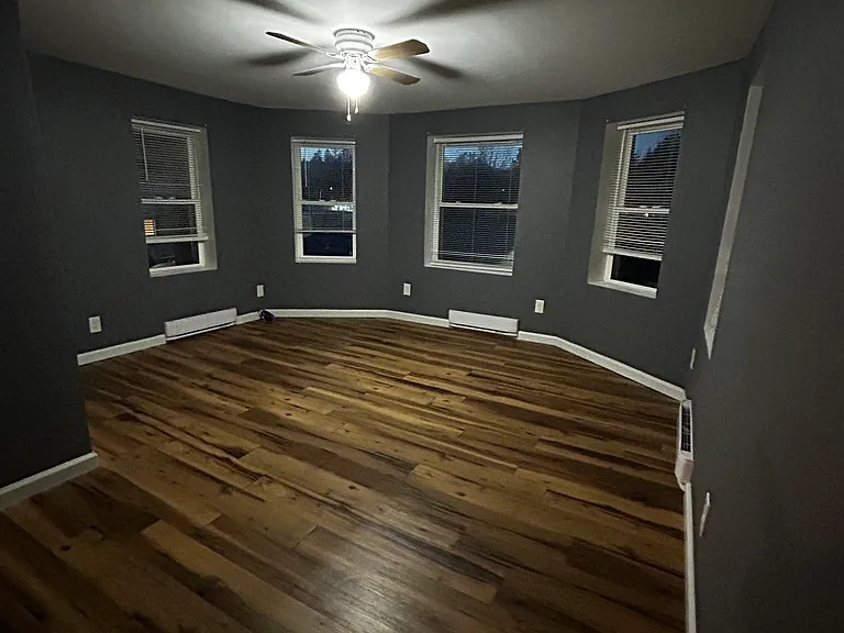 6 Roosevelt Ave #3 — Photo 2