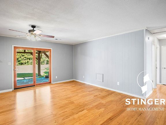 5th image of 3005 Dogwood St