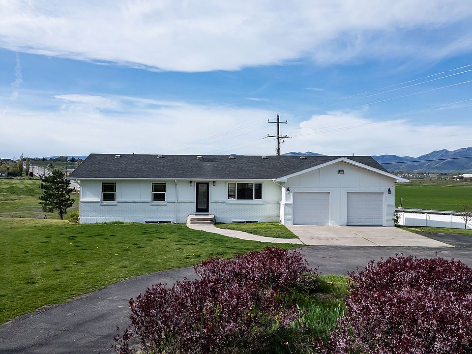1st image of 4155 Johnson Rd