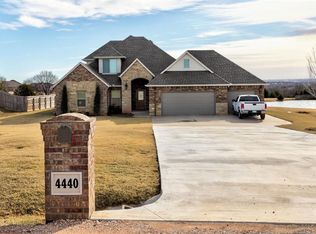 4440 Whitetail Dr, Guthrie, OK 73044