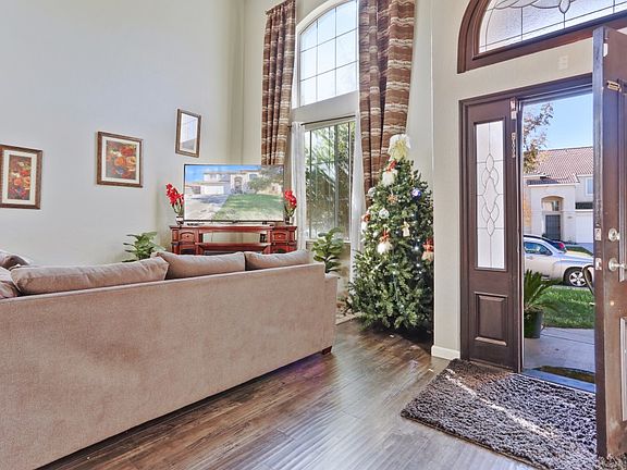 3rd image of 2025 Gordon Verner Cir