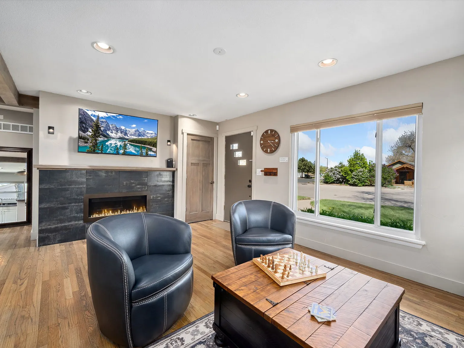 1 bed, 917 sqft, $3,100 — Photo 3