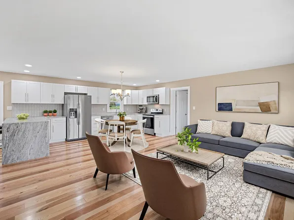 88 Hillside Dr, Verona, VA 24482