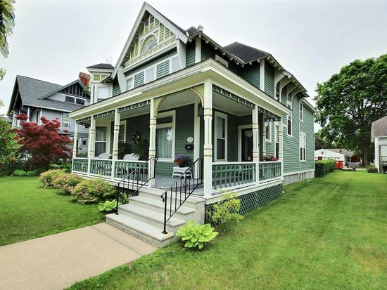1010 Cass St La Crosse Wi 54601 Zillow
