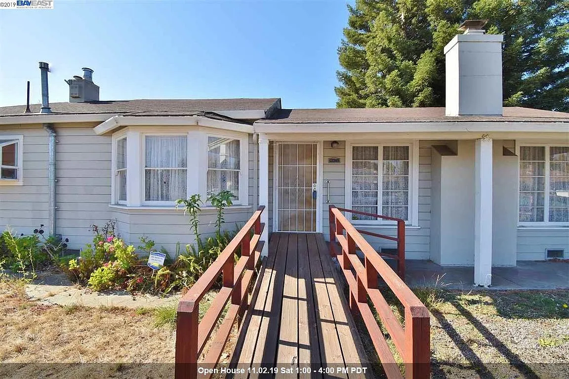 13345 Doolittle Dr photo 1