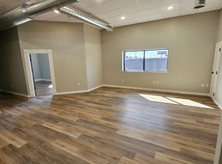 41 W Division St #201, Evansville, IN 47710
