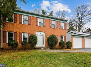 4 Redding Ridge Dr, Gaithersburg, MD 20878