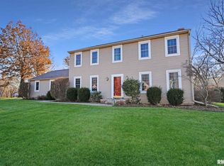 608 W Hickory Grove Ct, Dunlap, IL 61525