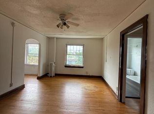 727 N Capitol Ave APT 204, Lansing, MI 48906