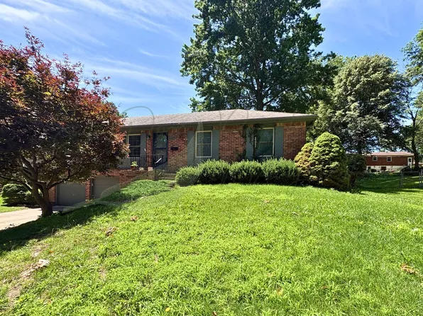 14405 E 37th St S, Independence, MO 64055