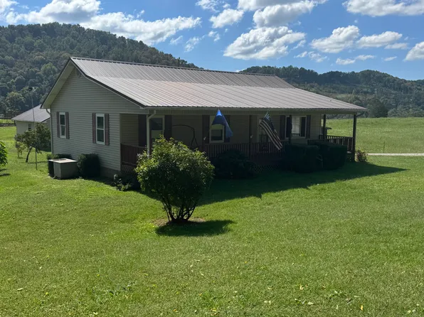 1592 Dry Valley Rd, Thorn Hill, TN 37881