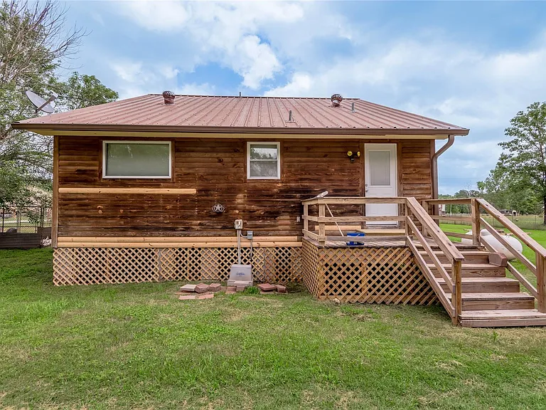 86 Oak Hill Dr — Photo 25