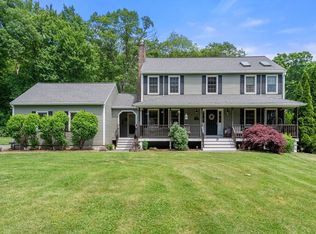 19 Bellstone Dr, Bellingham, MA 02019