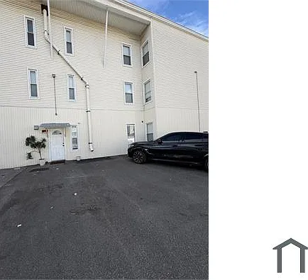 110 Spruce St #3 — Photo 20
