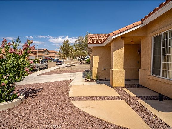 4th image of 17557 Caprice Way