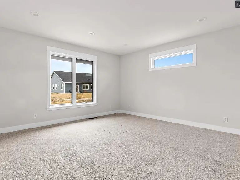 2504 Aspen Creek Trl — Photo 11