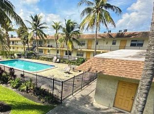 4160 NW 21st St #215, Lauderhill, FL 33313